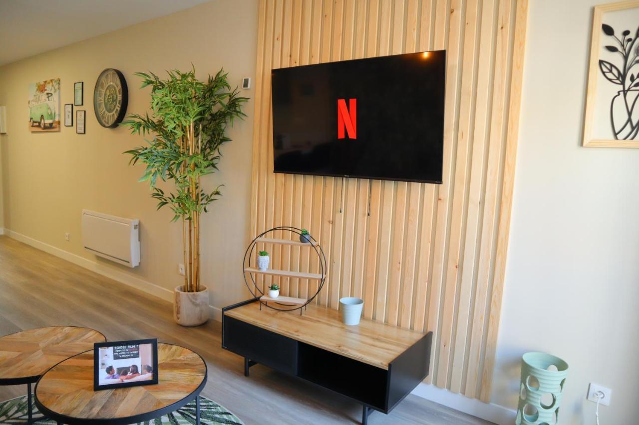 Appartement 1 Chambre Ambiance Tropicale - Centre De Bourbourg, Terrasse Privee ภายนอก รูปภาพ